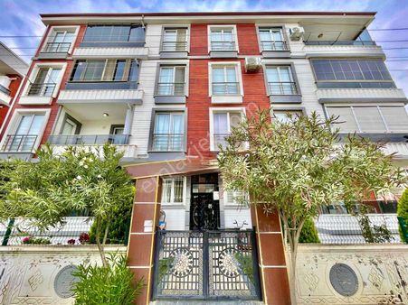 Berkay Demirel'den Altınkumda Ebeveyn Banyolu Ön Cephe 2+1 Daire