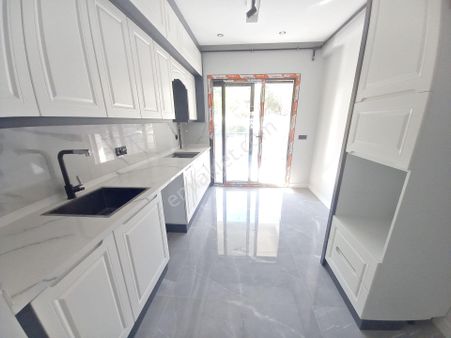 Kz Grup'tan Kervansaray'da Arakat Lüks Sıfır 2+1 100m2 Arakat Satılık Daire