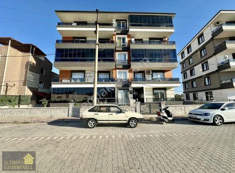 Altınova Merkezde Önü Açık 2+1 Satılık Fırsat Daire