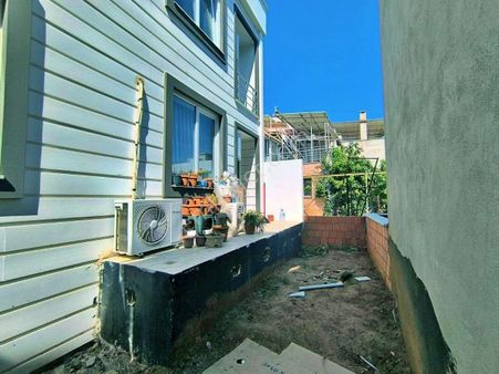 Uytundan Zeytinlide Bahçe Kullanımlı Yerden Isıtmalı 2+1 Daire