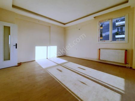 İzmir Menemen Atatürk Mahallesi Yeni 3+1 Daire