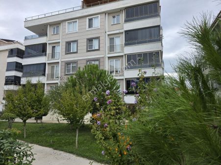 Irmaksudan İkizçayda Geniş Kullanımlı Asansörlü 1+1 Daire