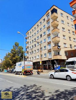 Sancaktepe Y.emre Mah.barboros Bulvarında 140m2 3+1satılık Daire