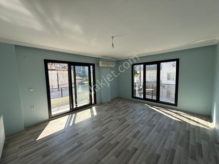 Rota'dan | Ana Caddeye Çok Yakın | Geniş 3+1 Kiralık Daire