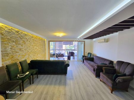 Kuşadasında Doğalgazlı 3+1 Havuzlu Sitede