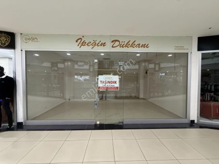 Esenkent Çarşı Pazarkent Avm Kiralık 28 M2 Dükkan