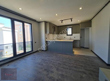 Emlak Kent'ten Akıllı Ev Sistemli Deniz Manzaralı 1+1 Daire