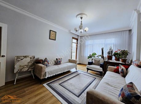 Sultanbeylide Beyaz Hilal Konutları 3 Balkonlu 3+1 125 M2