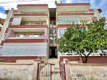 Berkay Demirel'den Akçay Merkezde Denize 100 M 2+1 Daire