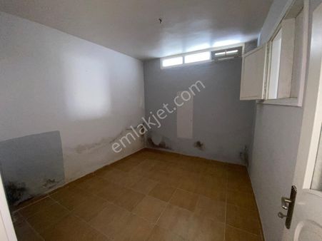 Rekoor Emlak'tan Unkapanında 2+1 Satılık Daire