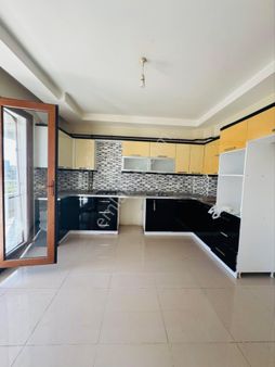 Everest 21 Gayrimenkulden Urfa Yolu Üzeri Satılık 3+1 Daire