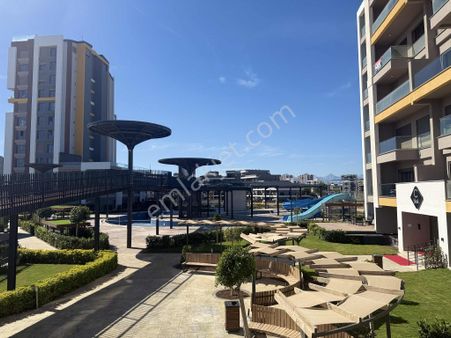 Şafak Emlak Kiralık Aksu Altıntaş Eşyalı Havuzlu Sıfır 1+1 50m2