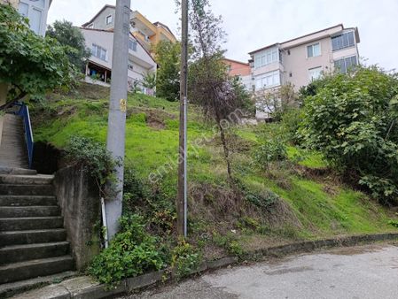 Gölcük Şehitler Mahallesinde Satılık Arsa