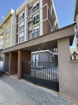 Yenigünde Mevlana Caddesi Yakını Lüks 1+1 Arakat Daire