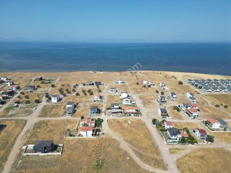 Ayvalık Altınova' Da Satılık Villa İmarlı Arsa