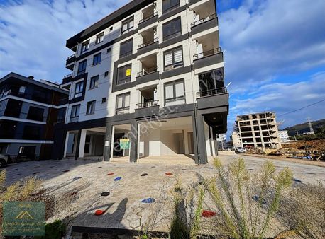 Anadolu Gayrimenkul'den Cumhuriyet Mahallesi'nde Satılık İşyeri