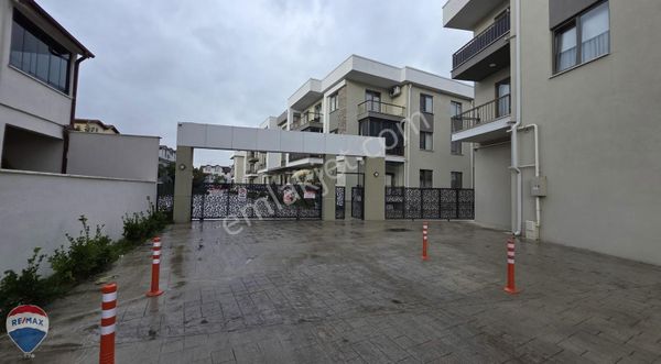 Bekir Binek'ten Mavi Yaşam Evleri'nde Kiralık 2+1 Daire