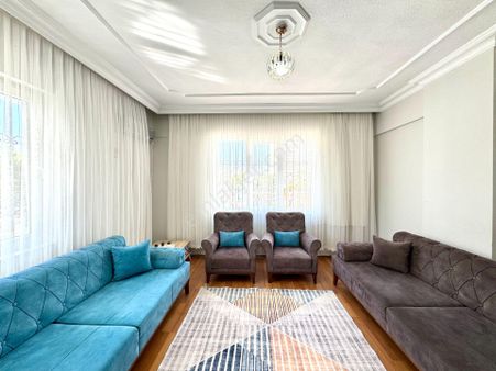 Kızıltoprak Yaşam Hastanesi Yakını Asansörlü Geniş Kullanışlı 2+1 Daire