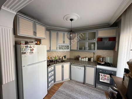 Yedi Eylül Mahallesi 3+1 110 M2 3. Kat