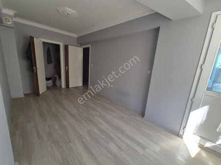 Güven Mah.izban Yakını 85 M2 Arakat 2+1 Kiralık Daire