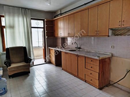 Baha'dan Meram Melikşah Mh. Geniş, Asansörlü Kiralık 3+1