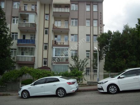 Batıkent Meydan/metro Yanı-2'nci Kat-3+1-110 M2- Kiralık Daire