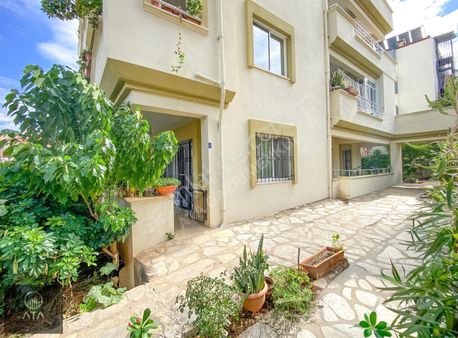 Ata'dan Sitelerde Giriş Kat Ve Bahçeli Eşyalı 2+1 Daire