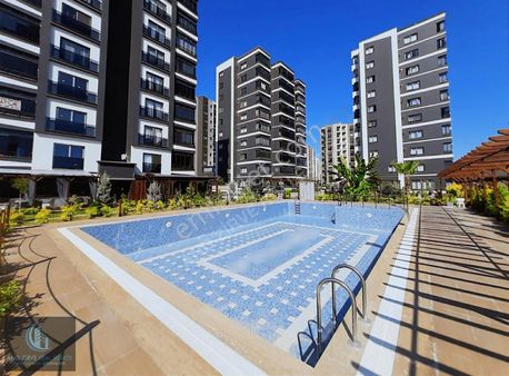 Mersin Mezitli 75.yıl Mah'de Az Katlı Çok Tatlı 2+1 Deniz Mnz.lı