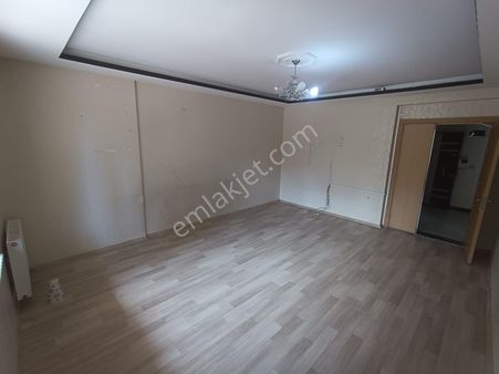 Yaşarsoy Gyo'dan Karaköprünün En Güzel Yerinde 3+1 Kiralık Daire