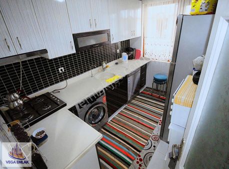 Vega Emlaktan Altınpark Yakını Malazgirt Cad Yanı 3+1 Satılık