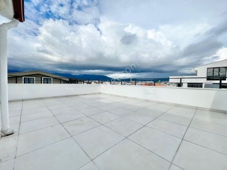 Berkay Demirel'den Altınkumda Denize 100m Sıfır 4+1 Dubleks