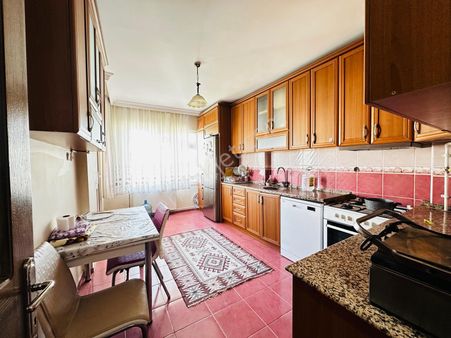 🏡 Göl-san Gayrimenkul’den 🏡 Sıralı Marketler Mevkii 3+1 Köşe Daire