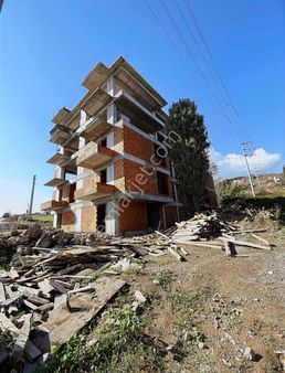 Via Gayrimenkulden Yavuz Sultan Selim Mahallesinde 3+1 Ara Kat