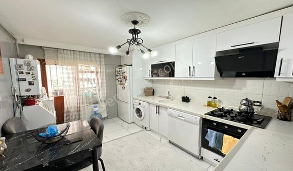 Kuşcağız Dumlupınar Okulu Yakını 3+1 Giriş Kat Konumunda Yapılı