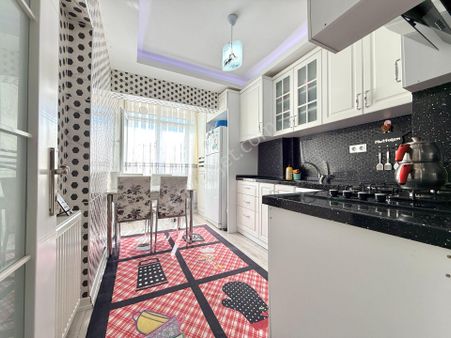 Duru Emlak'tan Merkez'de Full Yapılı 3+1 Satılık Daire