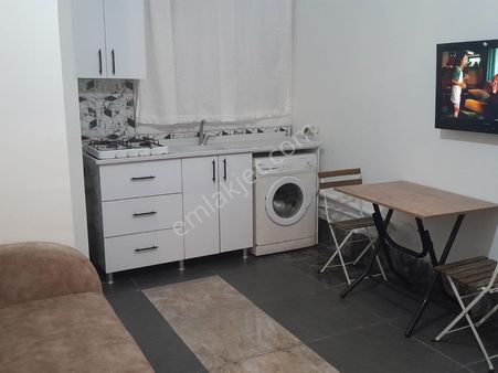 Mavibulvarda Duygu Cafe Arkasında Eşyalı Kiralık 1+1 Daire
