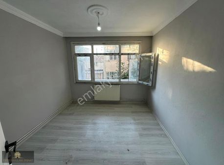 B.paşa Yenidoğan Mah. 2 Oda 1 Hol 75 M2 Bakımlı Kiralık Daire