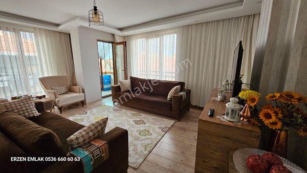 Gaziosmanpaşa Karlıtepe Akgün Sokak'ta Satılık Dubleks Daire