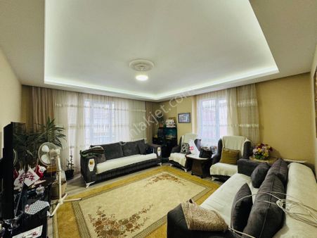 Merpa İnş.'tan***gültepe Mah'de/ Acil Satılık/ 3+1 /iskanlı Dair