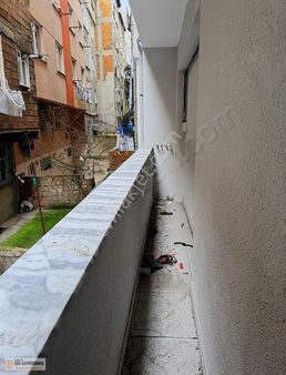 Işık Gayrimenkulden İnanılmaz Fiyata Balkonlu 1+1 Yüksek Giriş