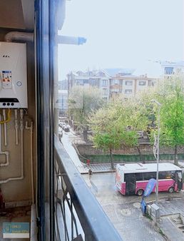 Ünlü Emlaktan Şehir Merkezindekiralık2+1 Eşyalı Lüks Daire 4.kat