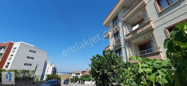 Darıca Emek'te Satılık Deniz Manzaralı,3+2 Dublex Daire