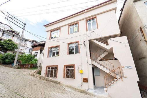Ordu Selimiye Mah. 3+1 Kiralık Daire Kombili Balkonlu Fırsat