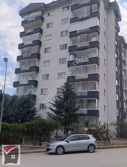 Yaşamkent Merkezi Konumda Site İçerisinde