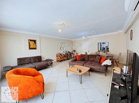 Marmaris Merkez'de Sahile Yakın Ara Kat 3+1 Düz Daire