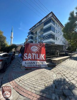 Kaan Emlaktan Pekdemir Boyner Karşısı 310 M2 İşyeri