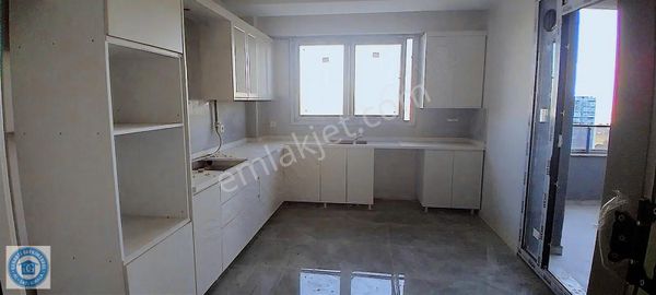 Adli Tıp Yanı Karakoç Sitesinde Satılık 3+1 Daire