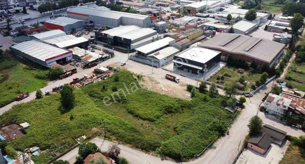 İzmit'in Cazibe Merkezi Mia'da Mükemmel Konumlu Satılık 6407m² Fırsat Ticari Arsa