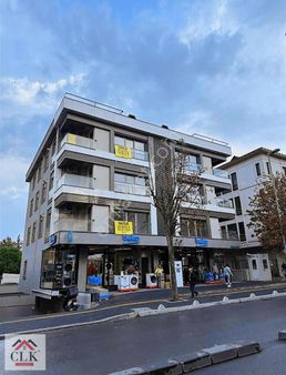 Clk'dan Bahçelievler'de.gün Boyu Işık Alan Ferah3+1satılık Daire