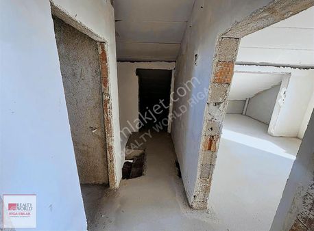 Riga'dan Satılık Habipler Mah 4+1 180 M2 Asansörlü Daire